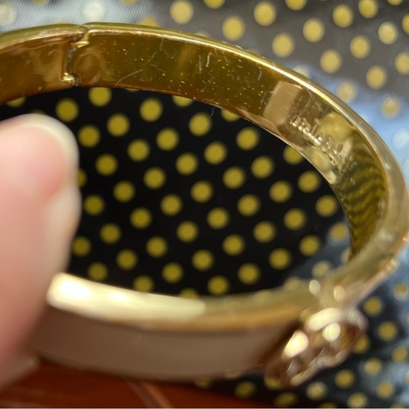 Stella & Dot Lindsay Ivory Enamel Bangle Bracelet - Picture 8 of 12